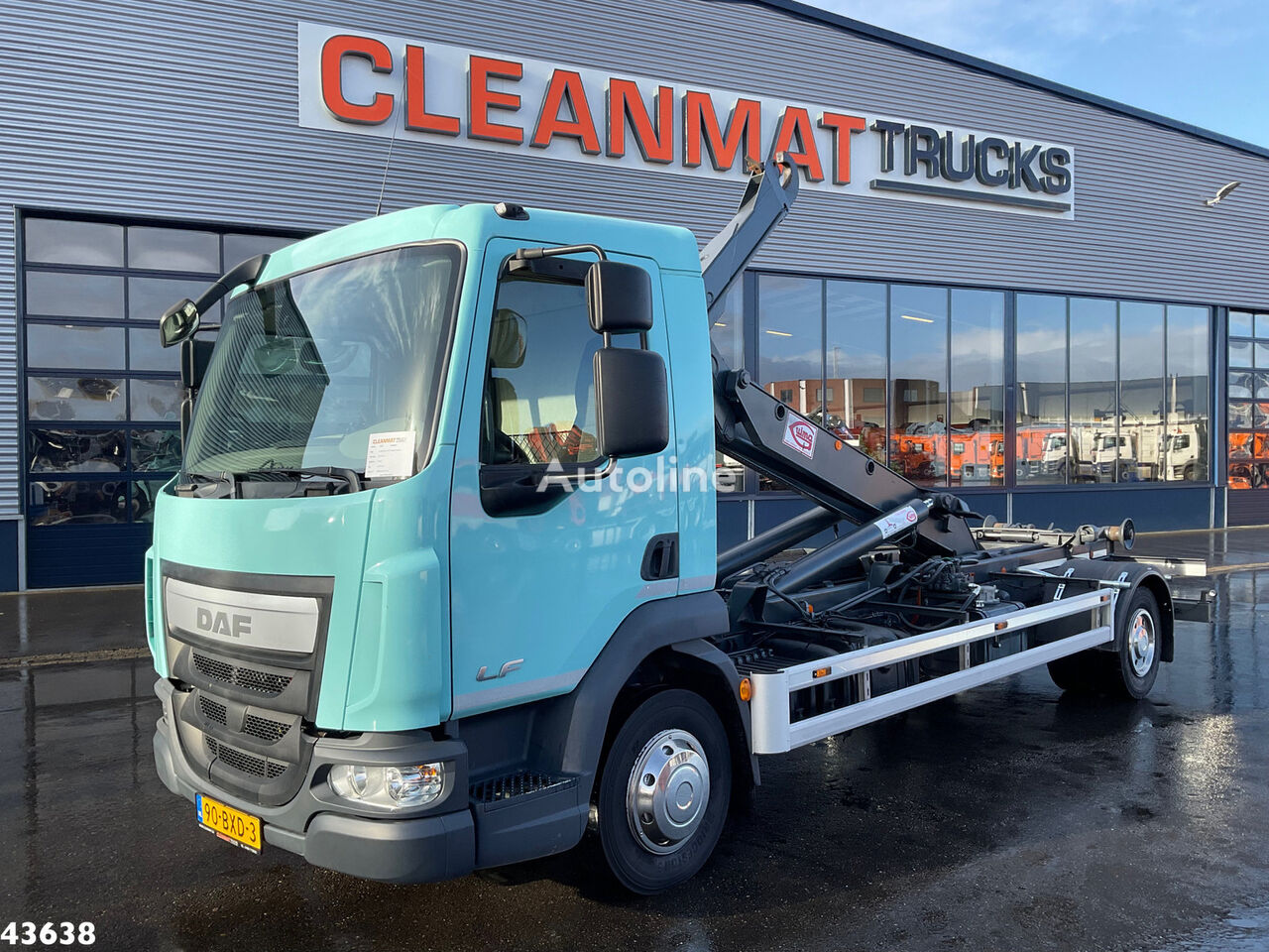 camion ampliroll DAF LF 180 Euro 6 14 Ton haakarmsysteem