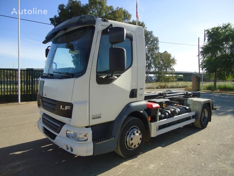 DAF LF 45 220 hook lift truck