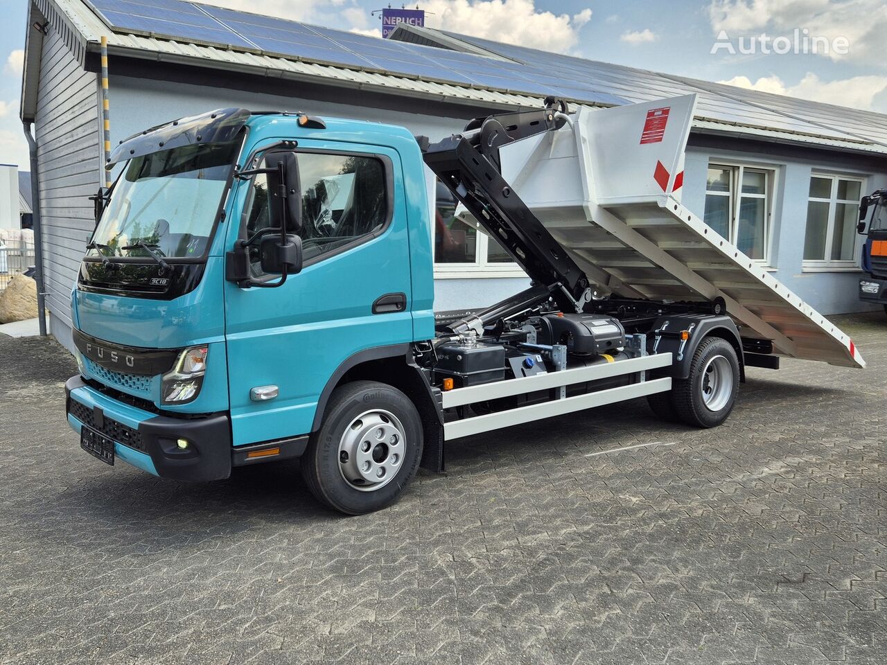 جديدة شاحنة ذات الخطاف FUSO Canter FUSO 9C18 Duonic City Abrollkipper Color