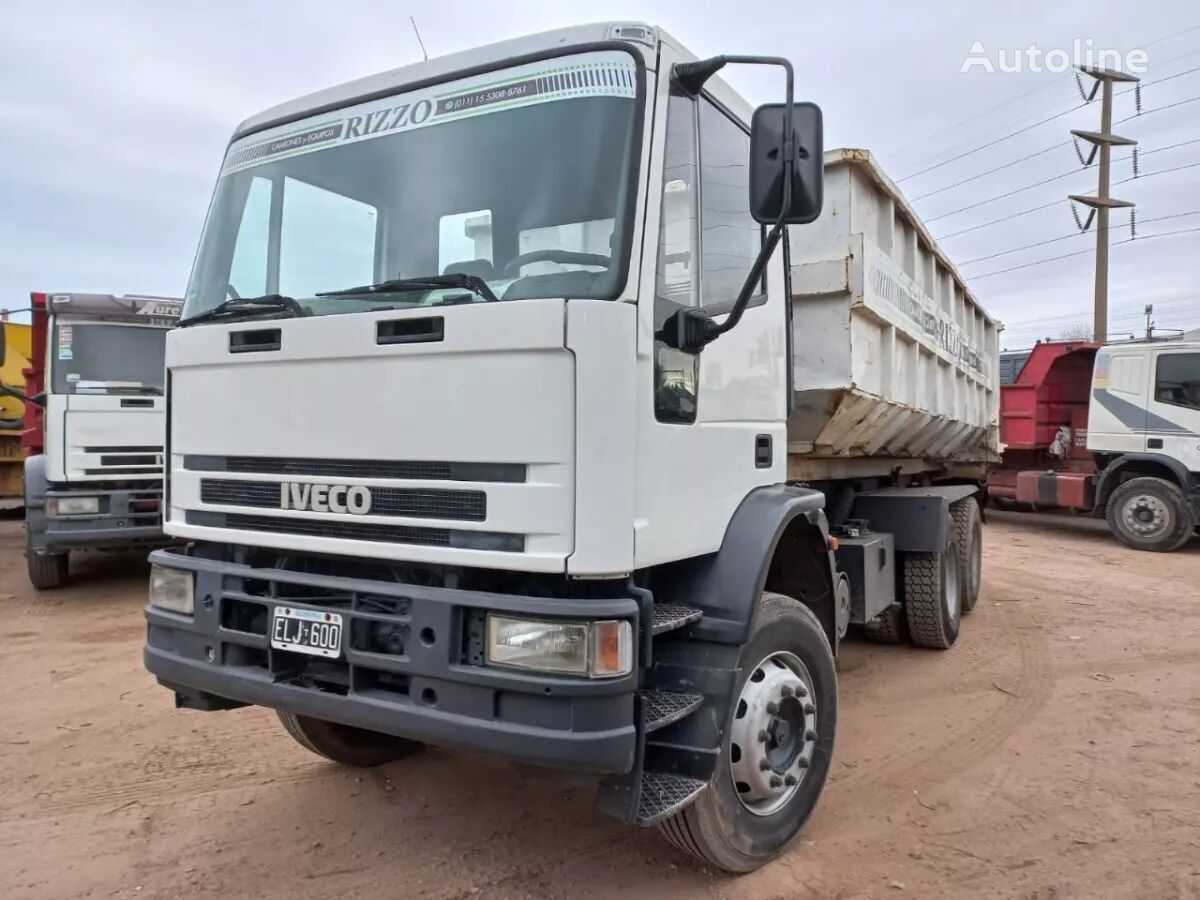 تریلی دارای بالابر قلابی IVECO 160E23N