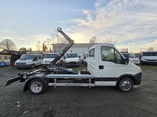 camion ampliroll IVECO Daily