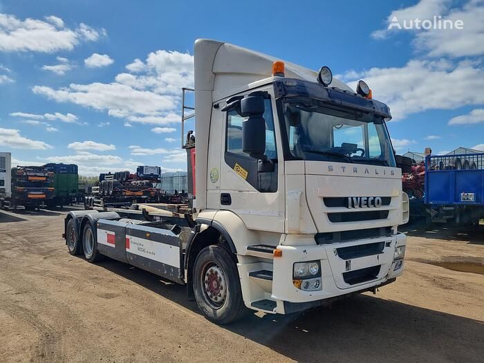 شاحنة ذات الخطاف IVECO STRALIS 260 S 33 6X2 HOOKLIFT LPG