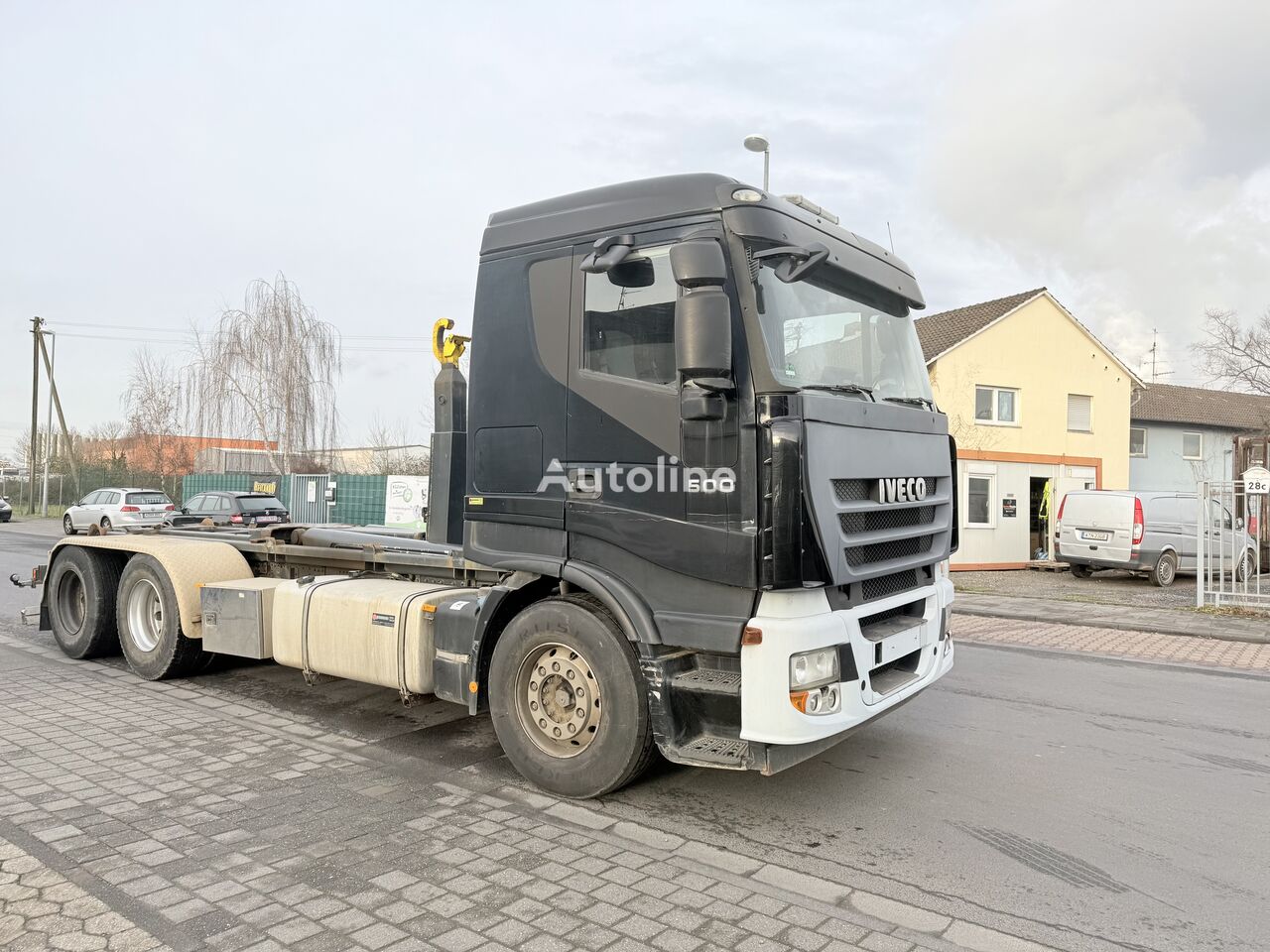 φορτηγό φορτωτής με γάντζο IVECO Stralis 26.500