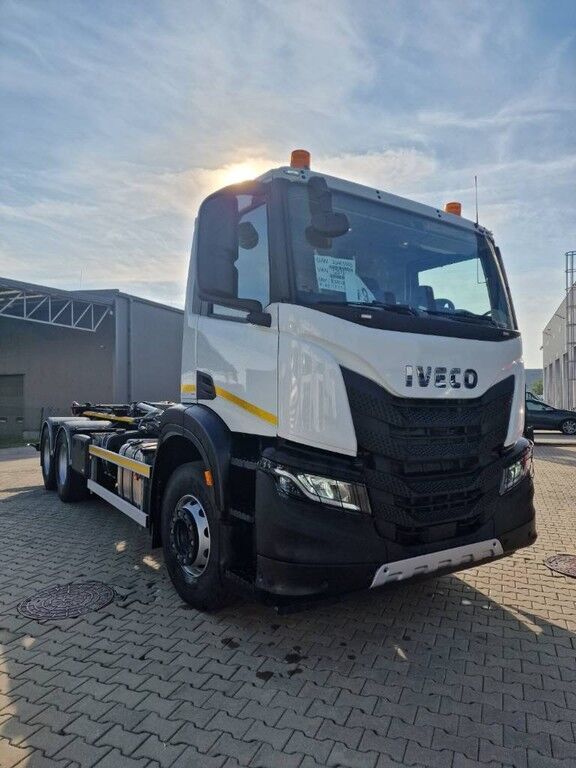 new IVECO X WAY hook lift truck