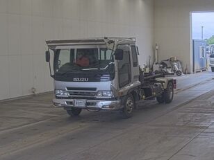 camion ampliroll Isuzu FORWARD