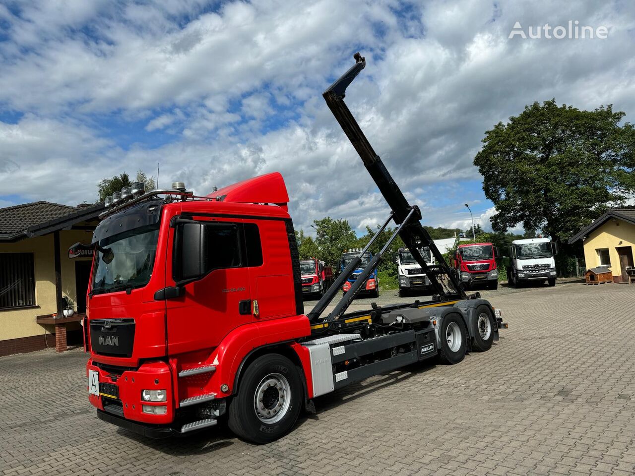 MAN 26.480 TGS  hook lift truck