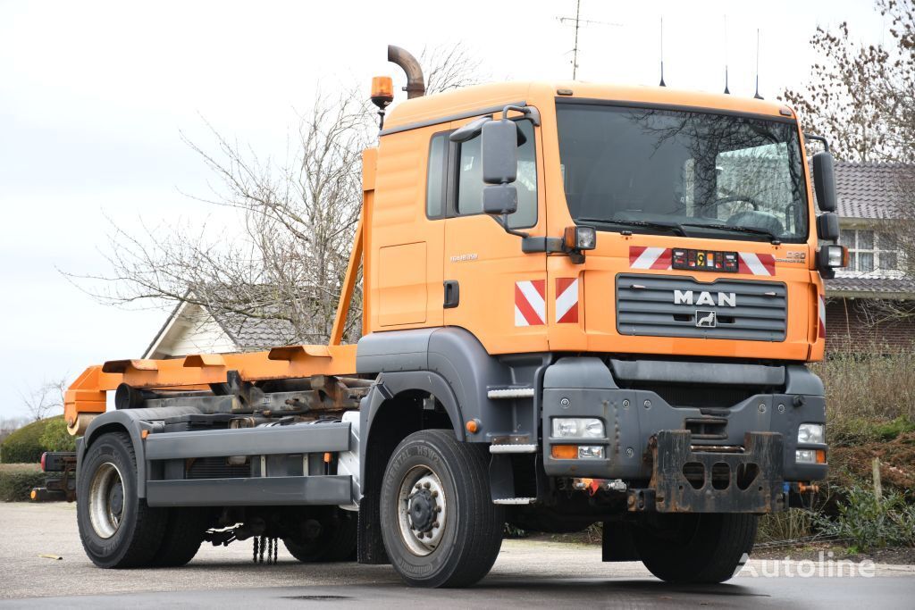 MAN TGA 18.350 4X4 BL HAAKARM/HOOKLIFT/ABROLLER!!KOMMUNAL!! camión con gancho