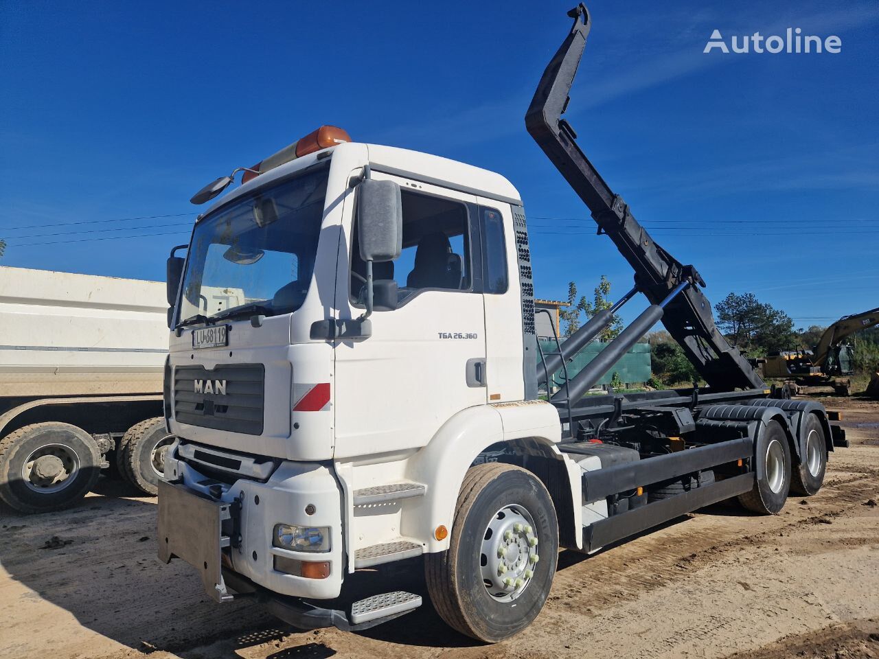 MAN TGA 26.360 hook lift truck