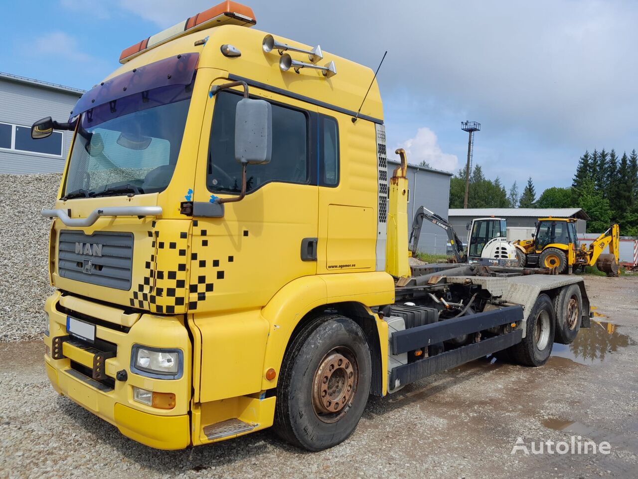 MAN TGA 26.413 hook lift truck