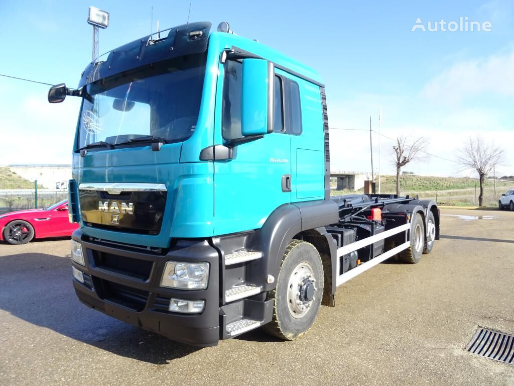 camion ampliroll MAN TGA 26 430