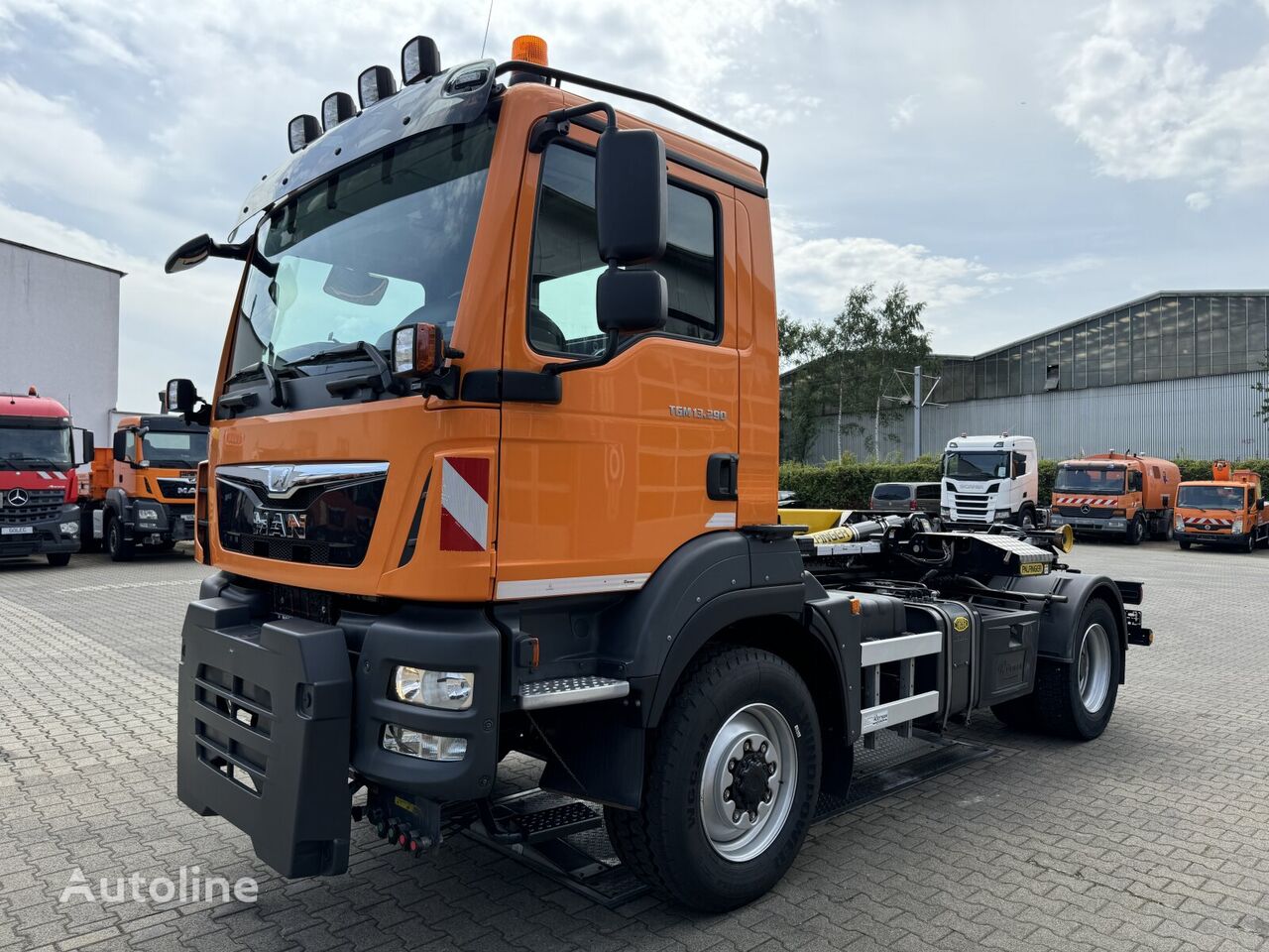 MAN TGM 13.290 4x4 BL EURO6 HAKOWIEC PALFINGER P14 フックリフトトラック