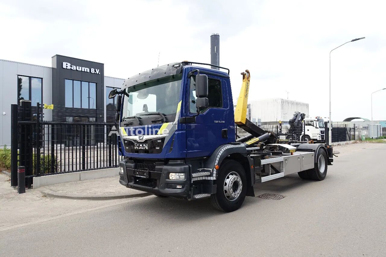 شاحنة ذات الخطاف MAN TGM 18.290 HAAKSYSTEEM / KEURING 2026 / TUV 2026 / BELGIUM TRUCK - Autoline