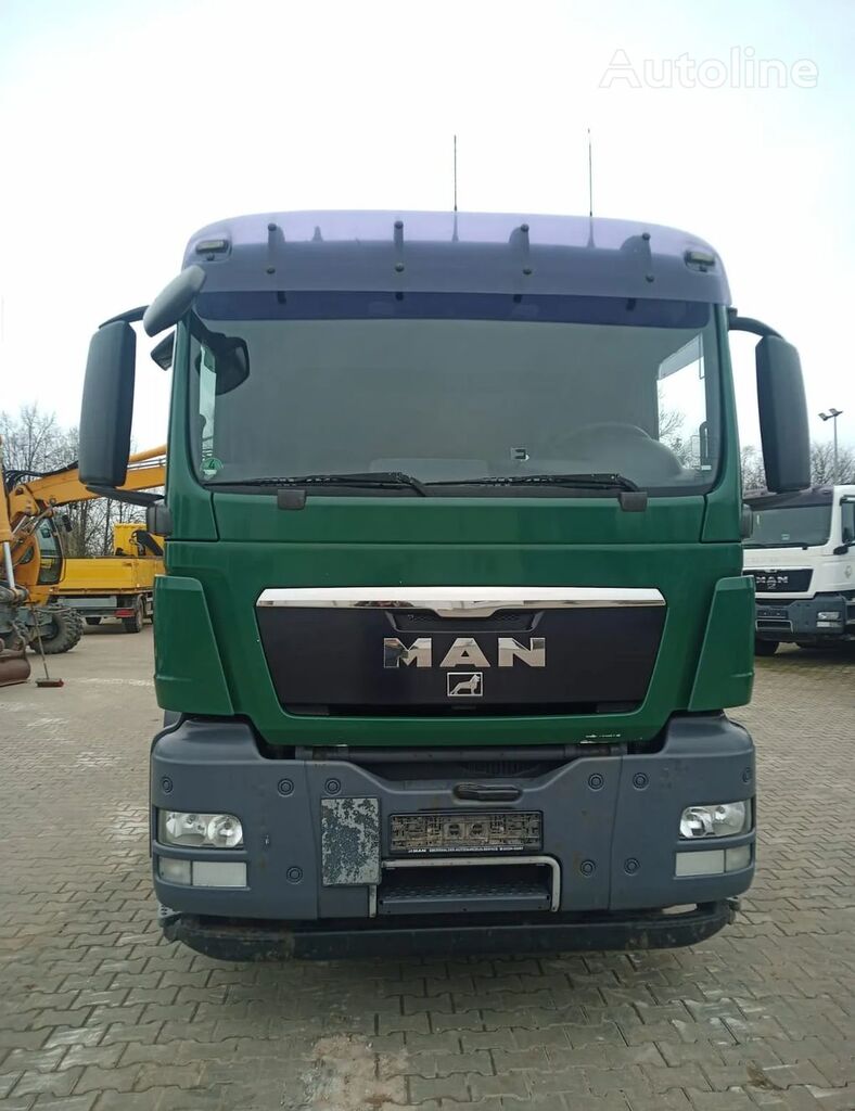 MAN TGS 26.440 6X4 hook lift truck