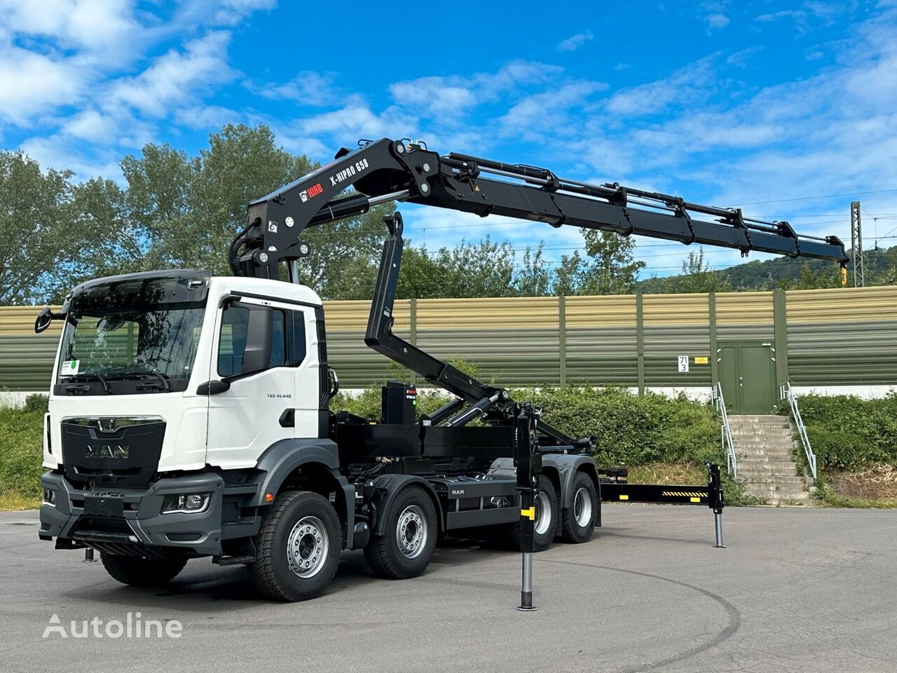 new MAN TGS 35.520  hook lift truck