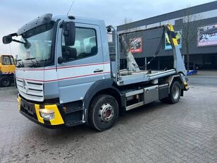 camion ampliroll Mercedes-Benz 1327