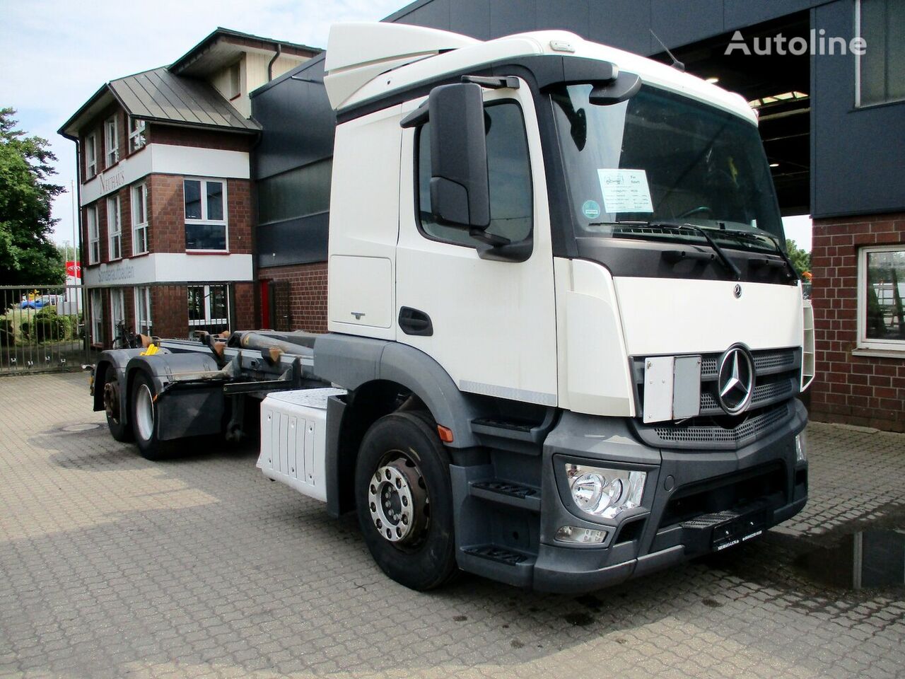 Mercedes-Benz 2543 Actros Meiller RK 20.65 AHK Euro 6 camión con gancho