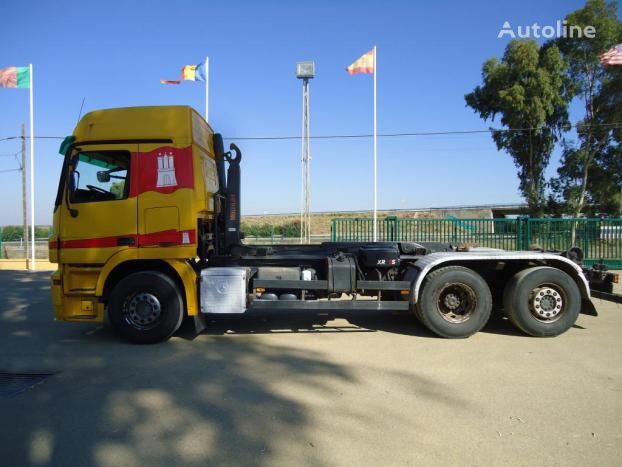 Mercedes-Benz ACTROS 25 41L emelőhorgos teherautó