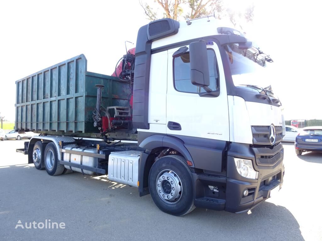 Mercedes-Benz  ACTROS 25 45 camión con gancho