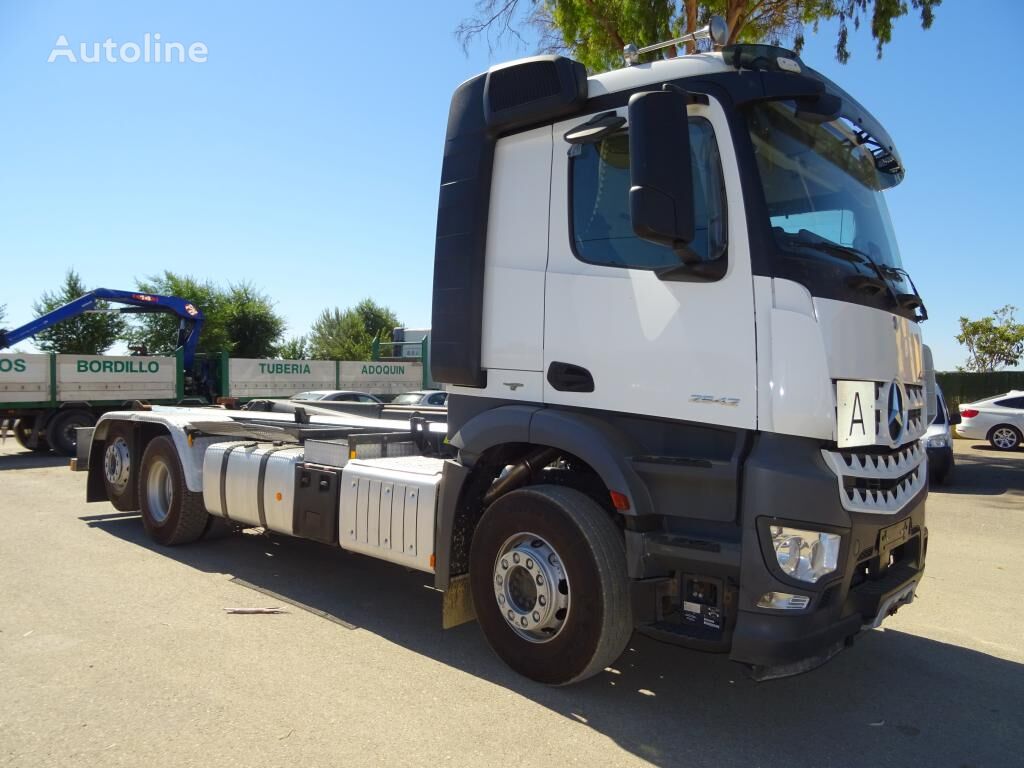 شاحنة ذات الخطاف Mercedes-Benz AROCS 25 42