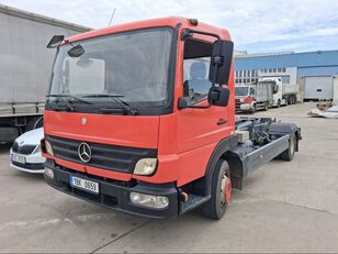 Mercedes-Benz ATEGO 815, HÁKOVÝ NOSIČ KONTEJNERŮ, SILNÁ NÁSTAVBA MEILER, DVA P camión con gancho