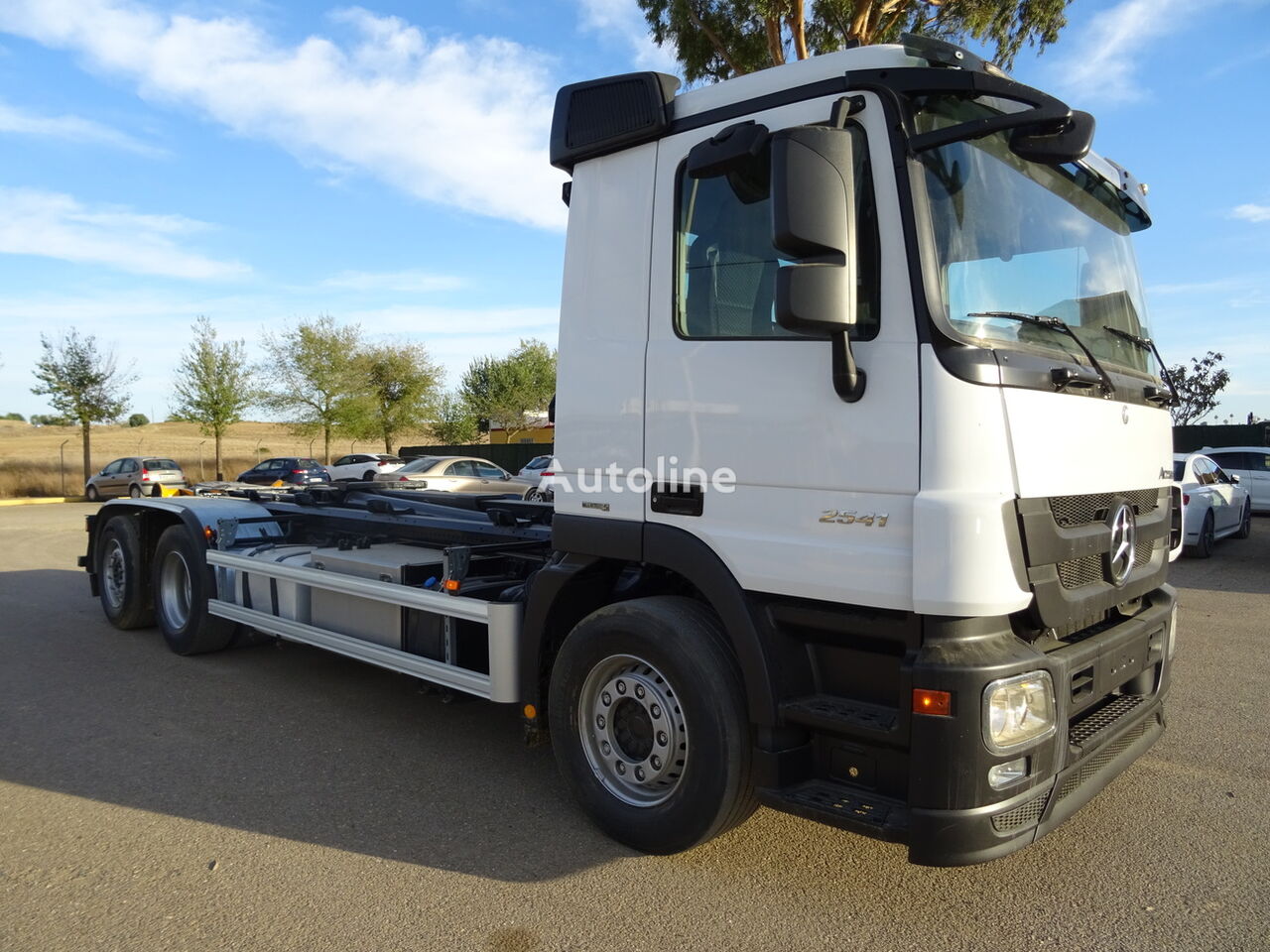 Mercedes-Benz Actros 25 41 hook lift truck