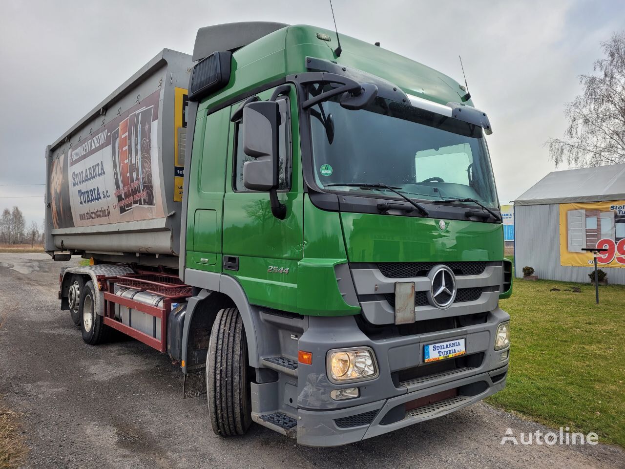 Mercedes-Benz Actros 2544 camión con gancho