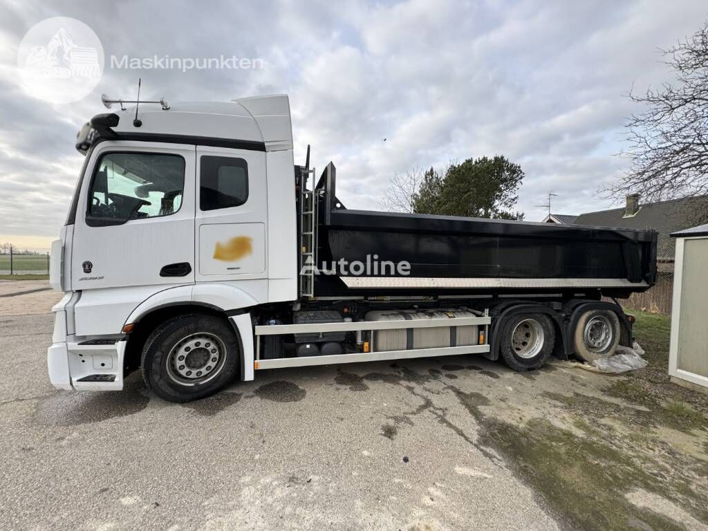 camion ampliroll Mercedes-Benz Actros 2553 L