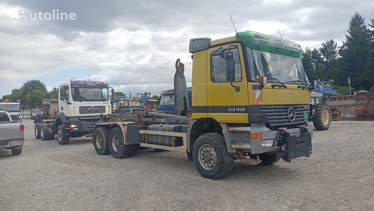 Mercedes-Benz Actros 3340 emelőhorgos teherautó