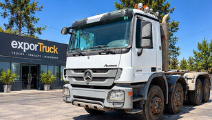Mercedes-Benz Actros 4144 cami&oacute;n con gancho