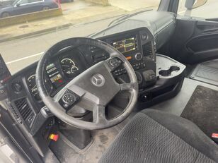 Mercedes-Benz Arocs hook lift truck for sale - Image 12 | Autoline AU Mercedes-Benz Arocs hook lift truck | Image 12 - Autoline