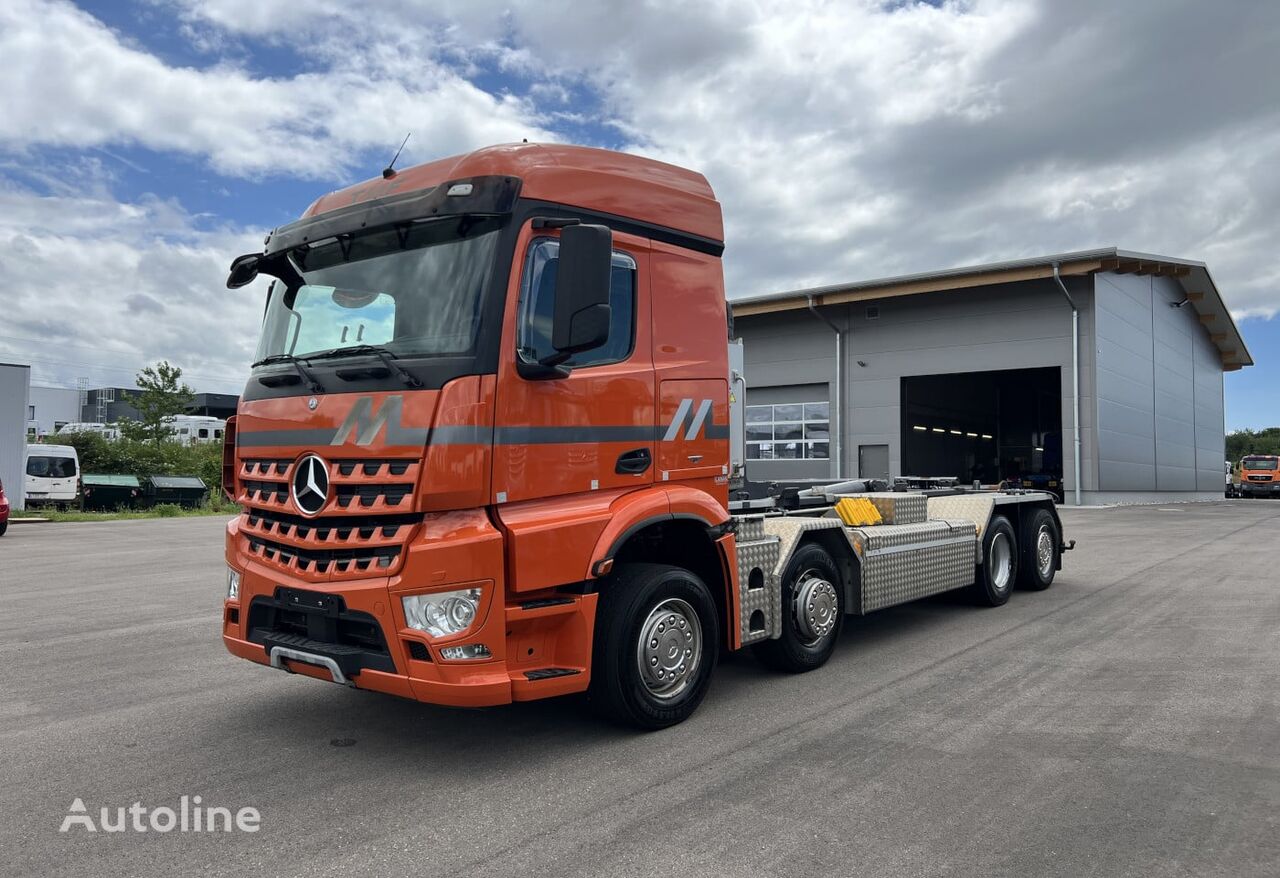 sunkvežimis su keliamuoju kabliu Mercedes-Benz Arocs 3245