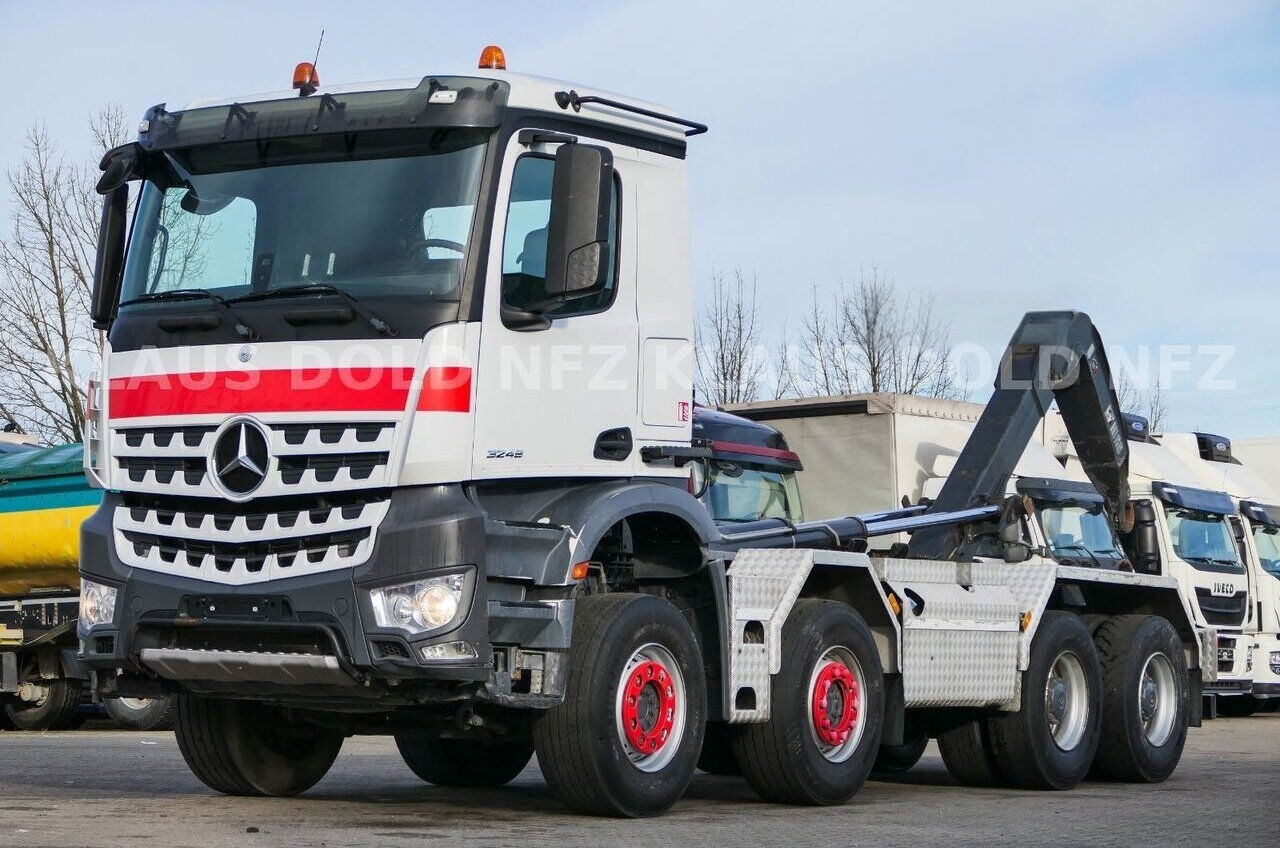 Camion ampliroll Mercedes-Benz Arocs 3248 / Hooklift truck / Hiab / 8x4 - Autoline