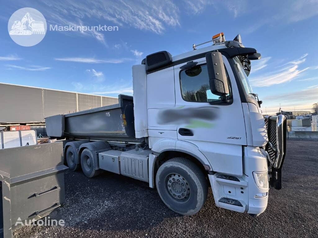 Mercedes-Benz Arocs 3251 camión con gancho