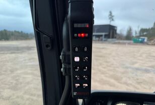 بيع شاحنة ذات الخطاف Mercedes-Benz Arocs 3253 | 8x4 | HIAB MULTILIFT 24t | RETARDER | 240 000 km NA - صورة 13 | Autoline AE شاحنة ذات الخطاف Mercedes-Benz Arocs 3253 | 8x4 | HIAB MULTILIFT 24t | RETARDER | 240 000 km NA | صورة 13 - Autoline