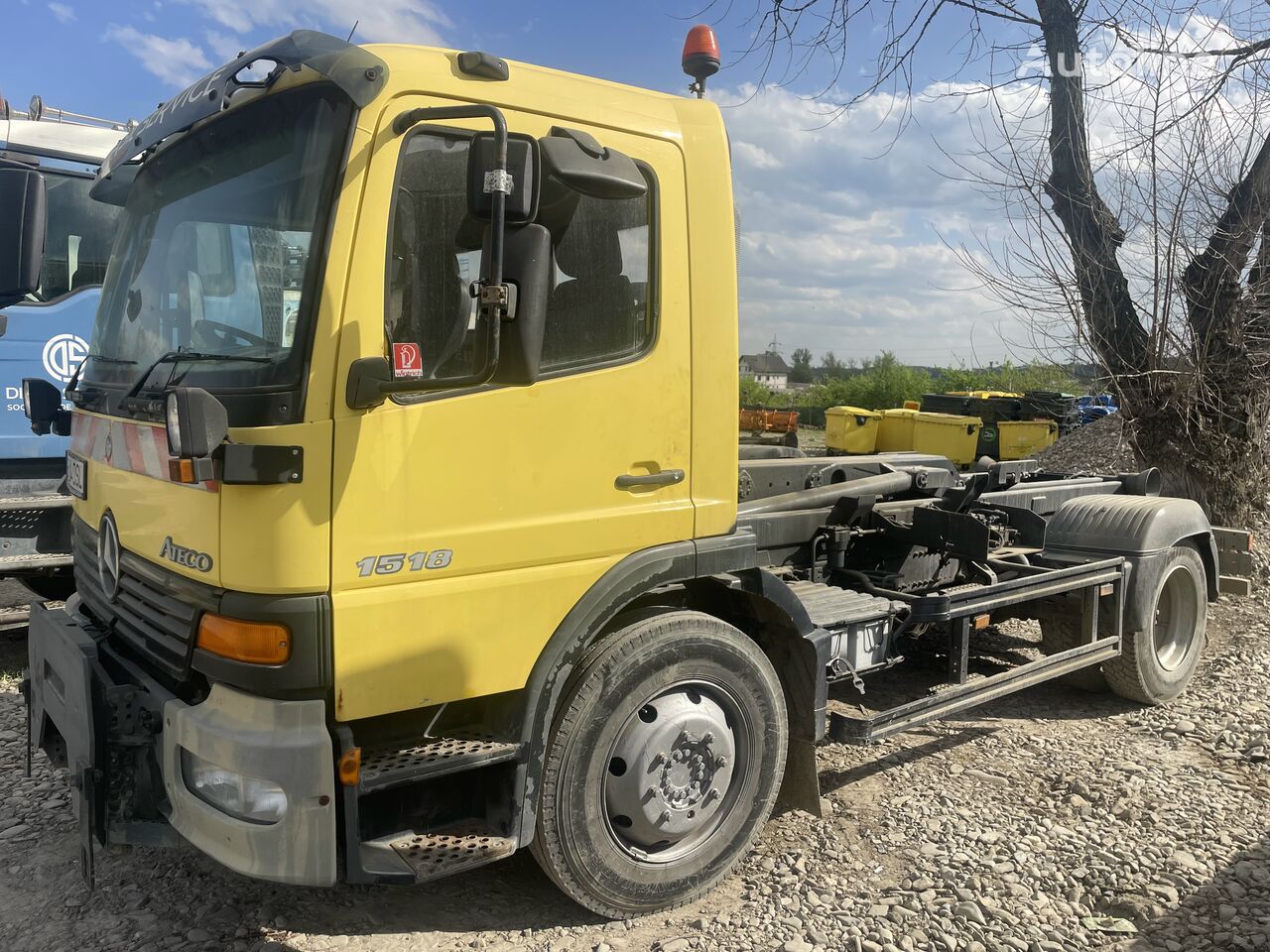 Mercedes-Benz Atego hook lift truck