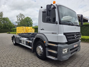 camion ampliroll Mercedes-Benz Axor 1833