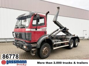 Mercedes-Benz SK 2631 AK 6x6, 2x13t Achsen hook lift truck