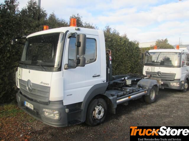 camion ampliroll Mercedes-Benz Trucks Atego 916 4x2