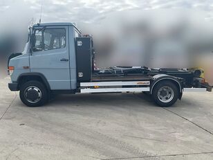 Mercedes-Benz Vario 818DE kamion rol kiper