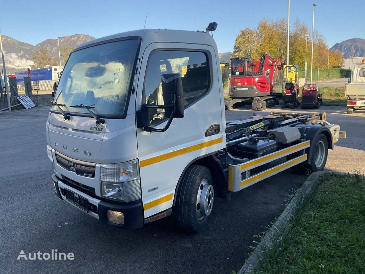 Mitsubishi Fuso 6S15 kravas automašīna pacēlājs ar āķi