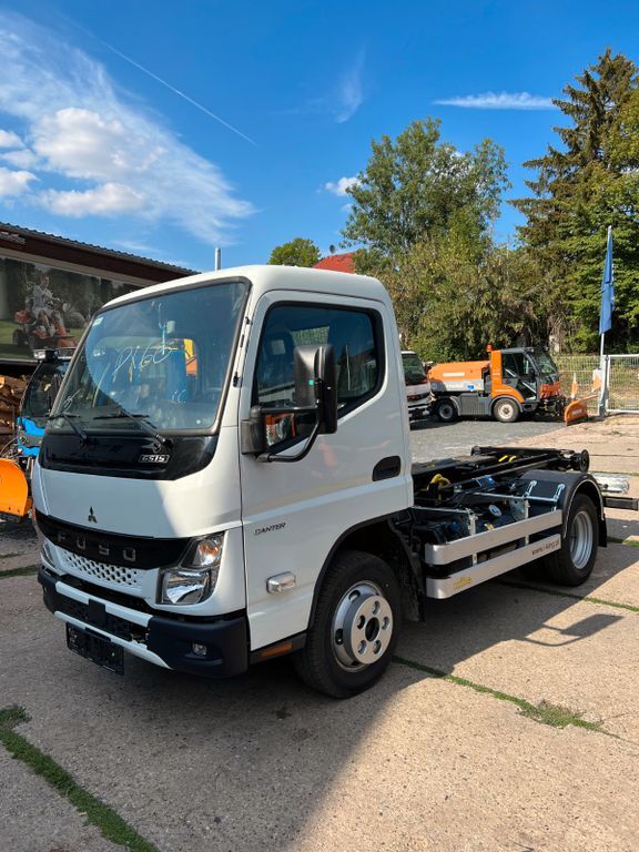 новый крюковой мультилифт Mitsubishi Fuso Canter 6S15