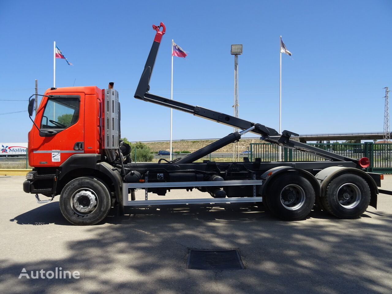 камион рол кипер Renault KERAX 370