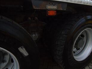 Renault Kerax 420DCI + PALFINGER 29002 + 8X4 + MANUAL + 20T HOOK + REMOT hook lift truck for sale - Image 57 | Autoline KE Renault Kerax 420DCI + PALFINGER 29002 + 8X4 + MANUAL + 20T HOOK + REMOT hook lift truck | Image 57 - Autoline