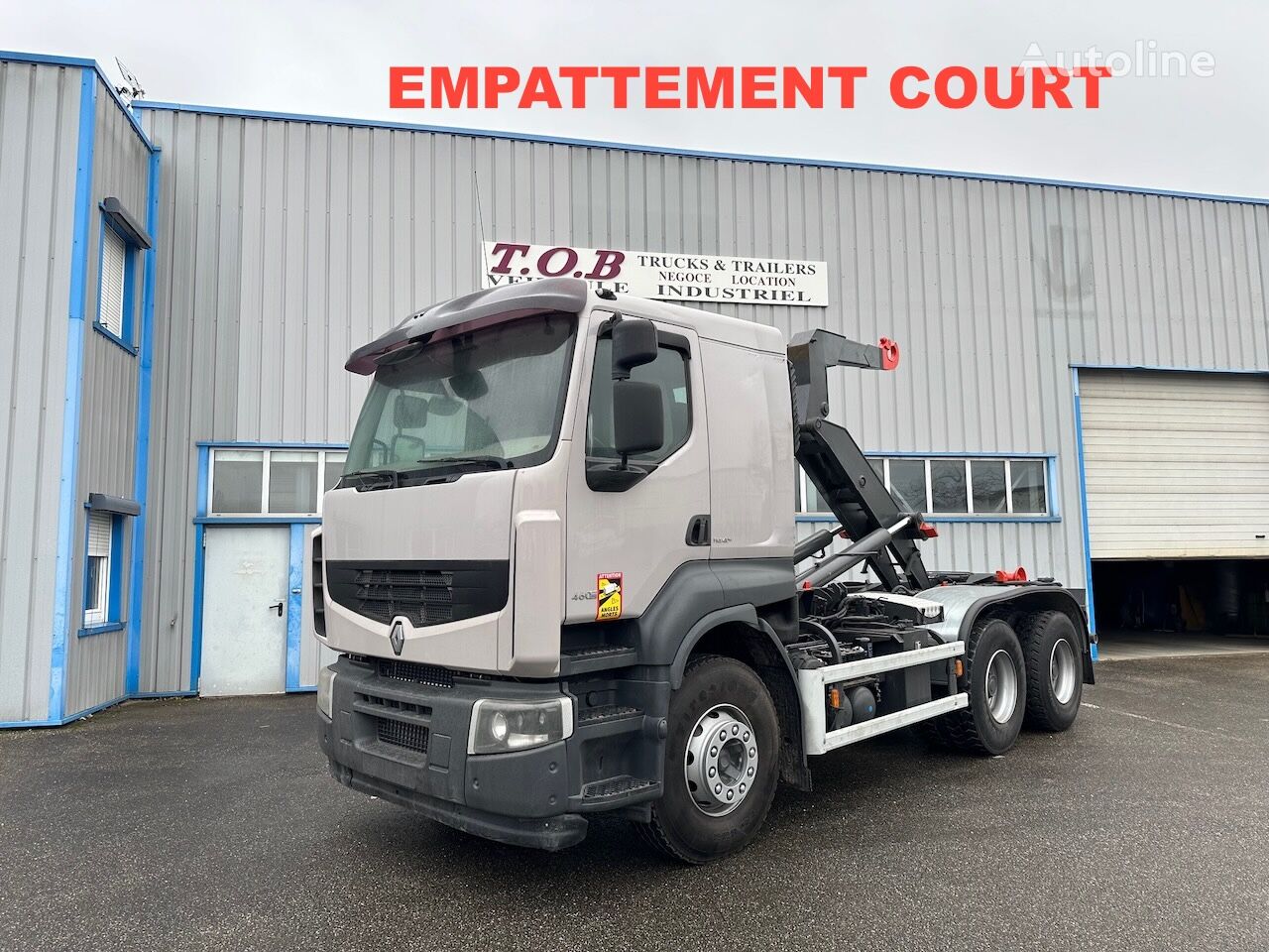 Renault LANDER 460 DXI フックリフトトラック