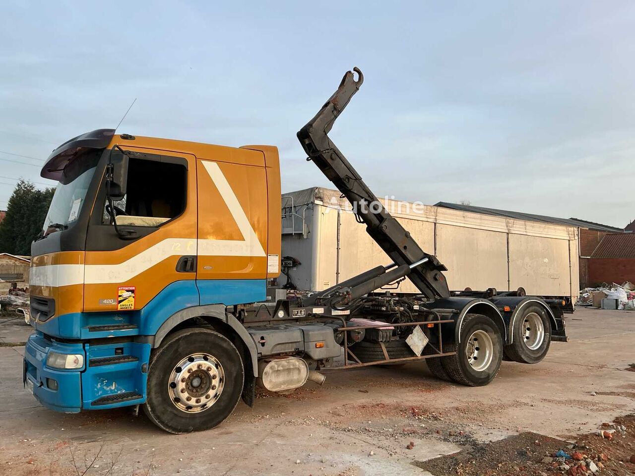 Renault Premium 420 hook lift truck