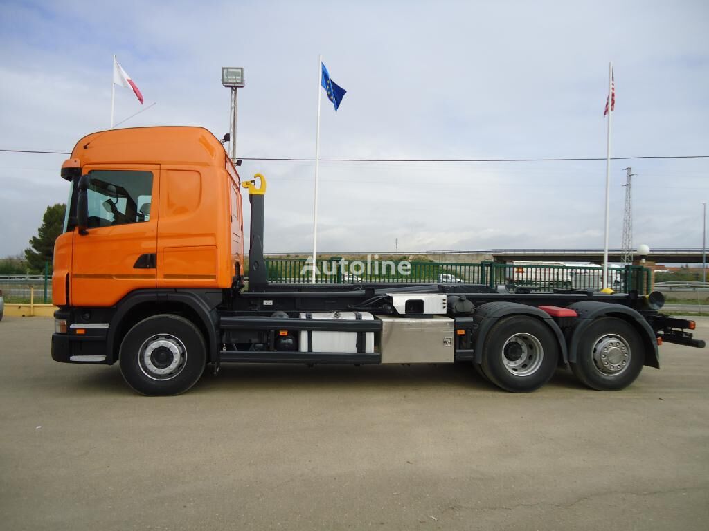 Scania G 420 hook lift truck