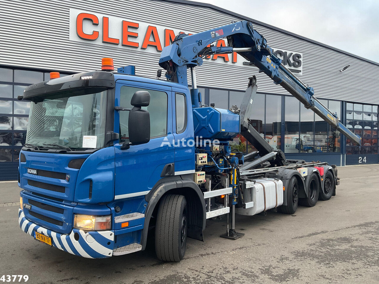 kotalni prekucnik Scania P 360 8x2 Hiab 21 Tonmeter laadkraan