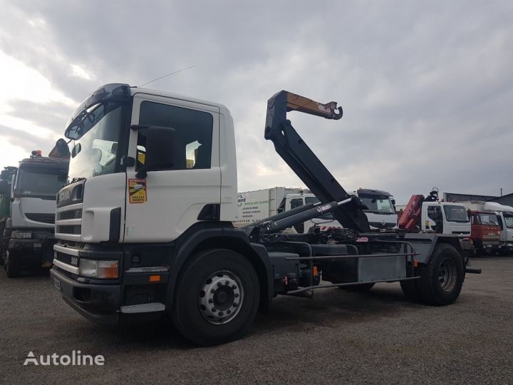 Scania P 94 G 300 - GUIMA S16 hook lift truck