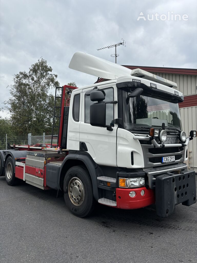 Scania P340 hook lift truck