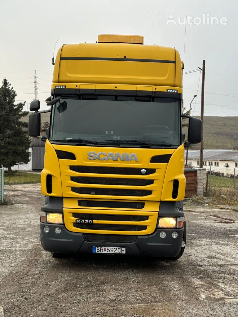 Scania R420 camión con gancho